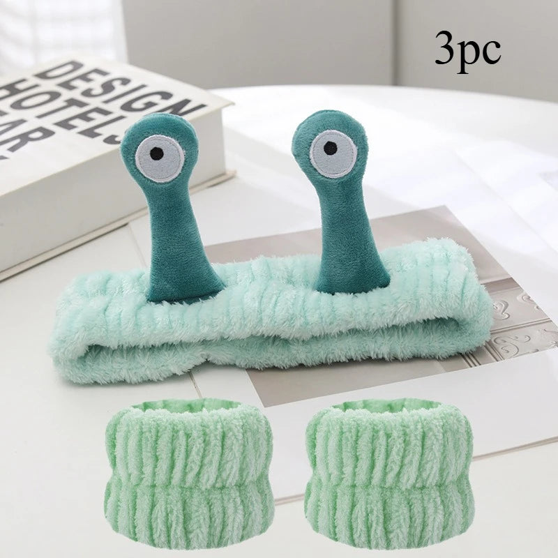 2025 New Cartoon Cross-border Funny Snail Face Wash Headband, Cute Plush Headband Suitable for Women's Face Washing and Makeup